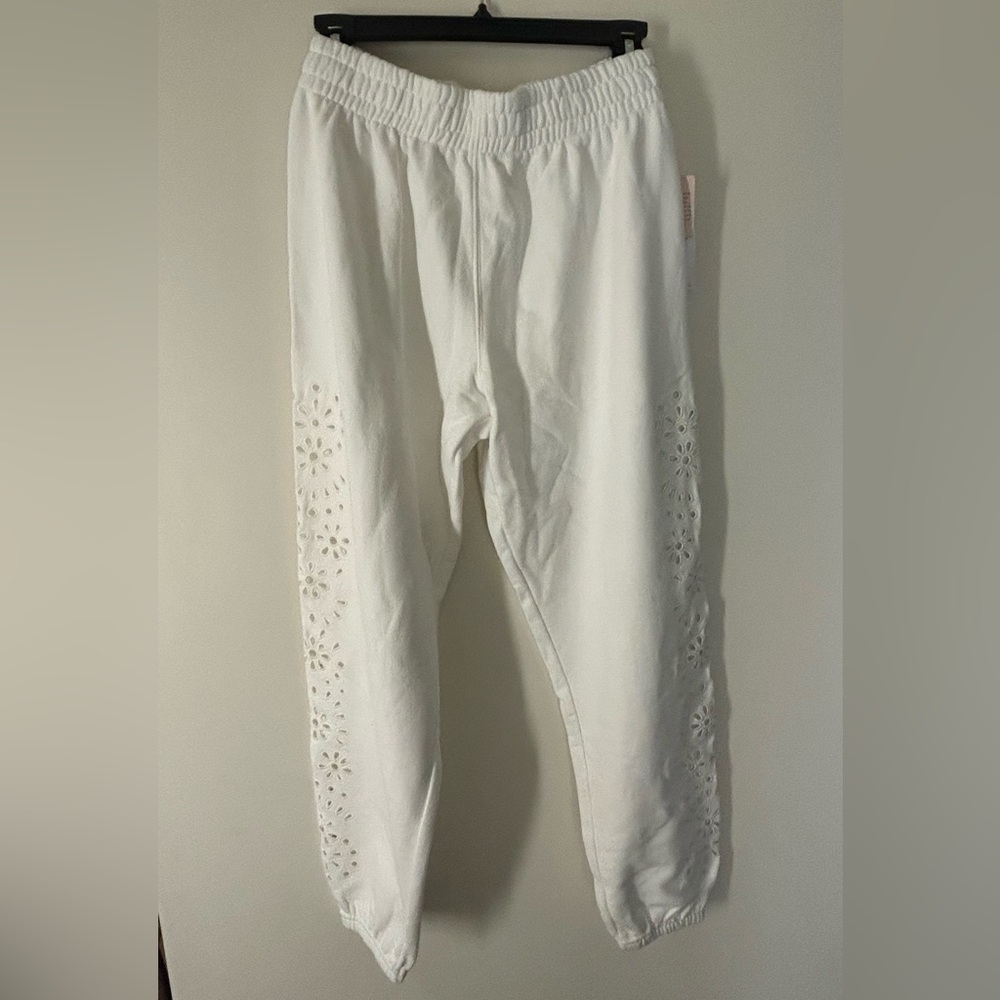 Spiritual Gangster White Eyelet Trim Fleece Joggers